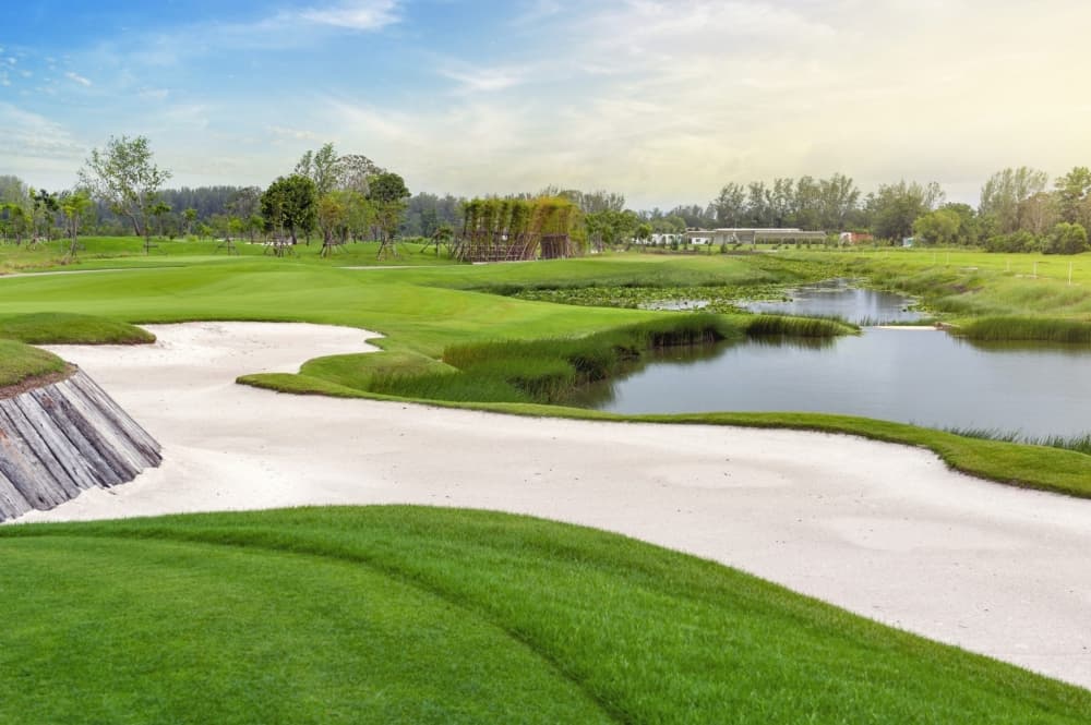 아쿠엘라 컨트리 클럽 18