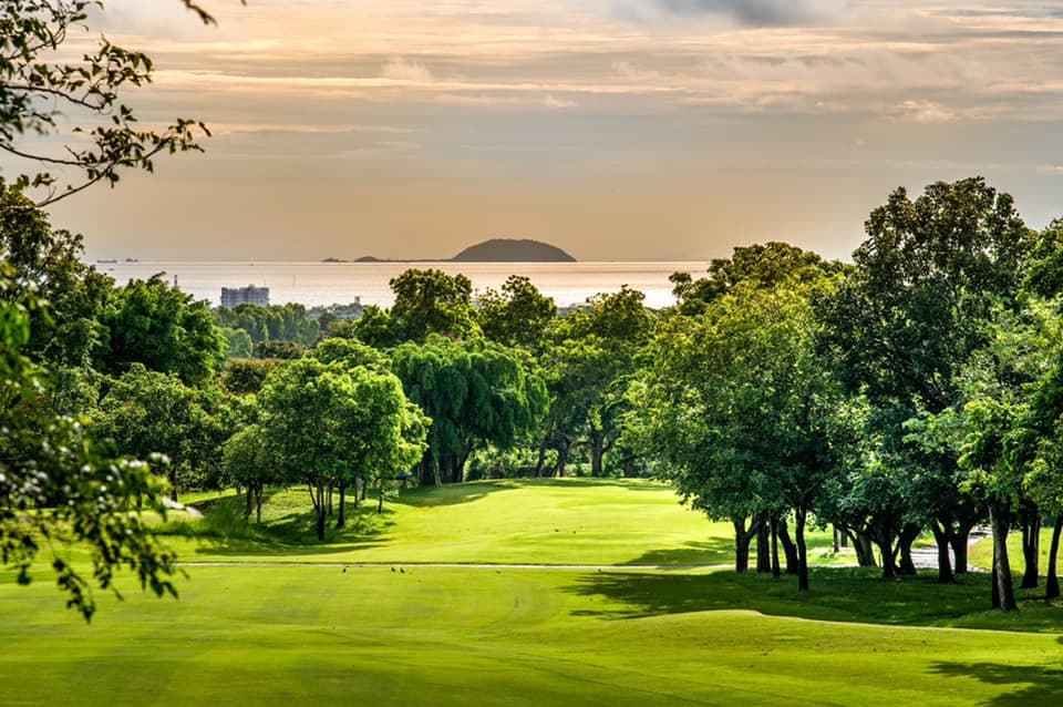피닉스 골드 골프 앤 컨트리 클럽 3
