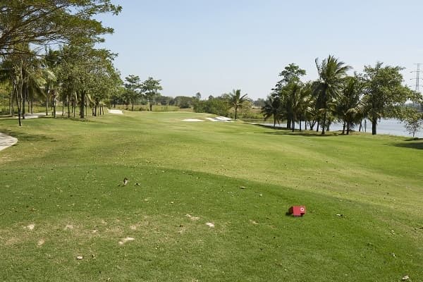 파타야 컨트리 클럽 4