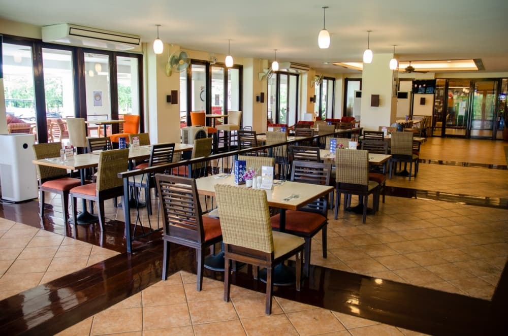 므엉깨우 골프 클럽 8