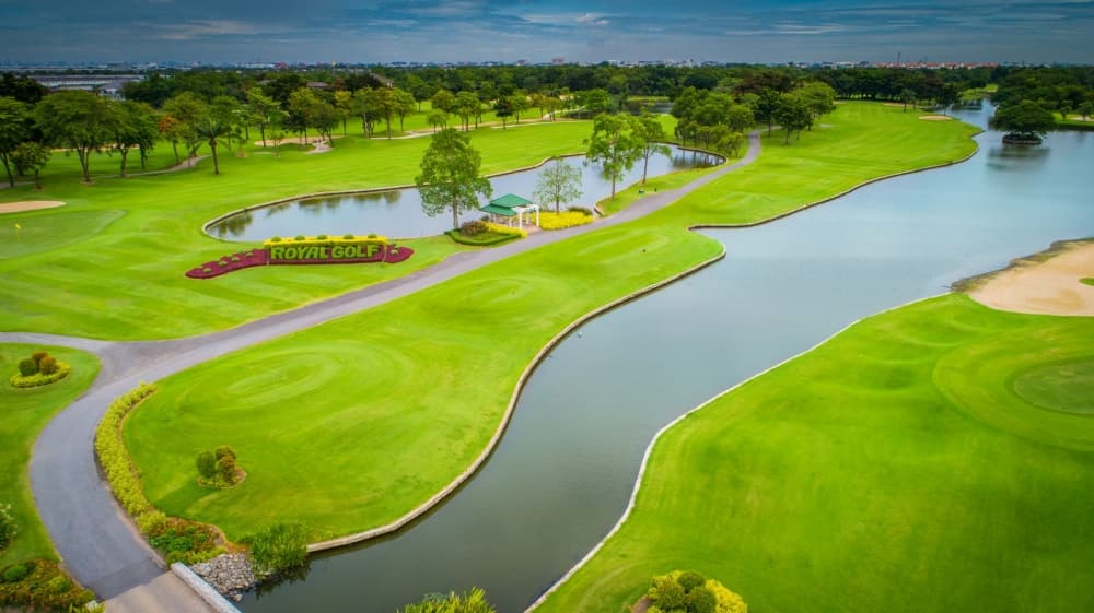 더 로얄 골프 앤 컨트리 클럽 18