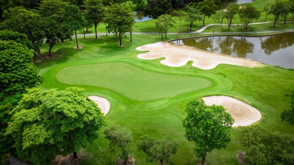 더 로얄 골프 앤 컨트리 클럽 9