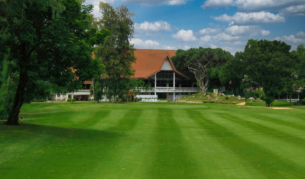 에카차이 골프 앤 컨트리 클럽 12