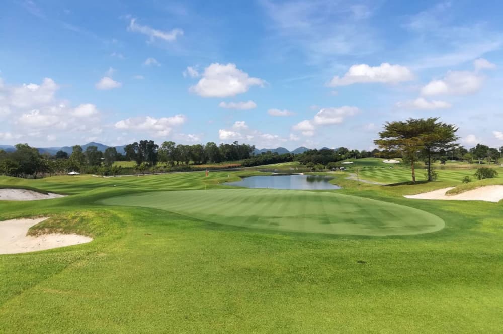 란초찬위 컨트리 클럽 14