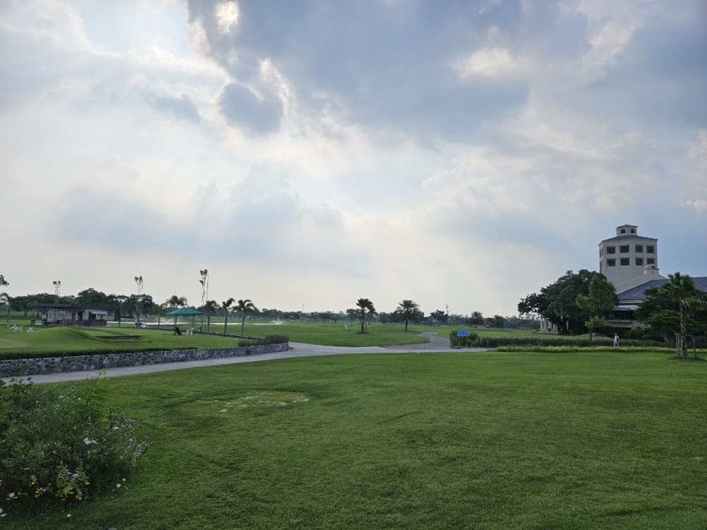 방푸 컨트리 클럽 12