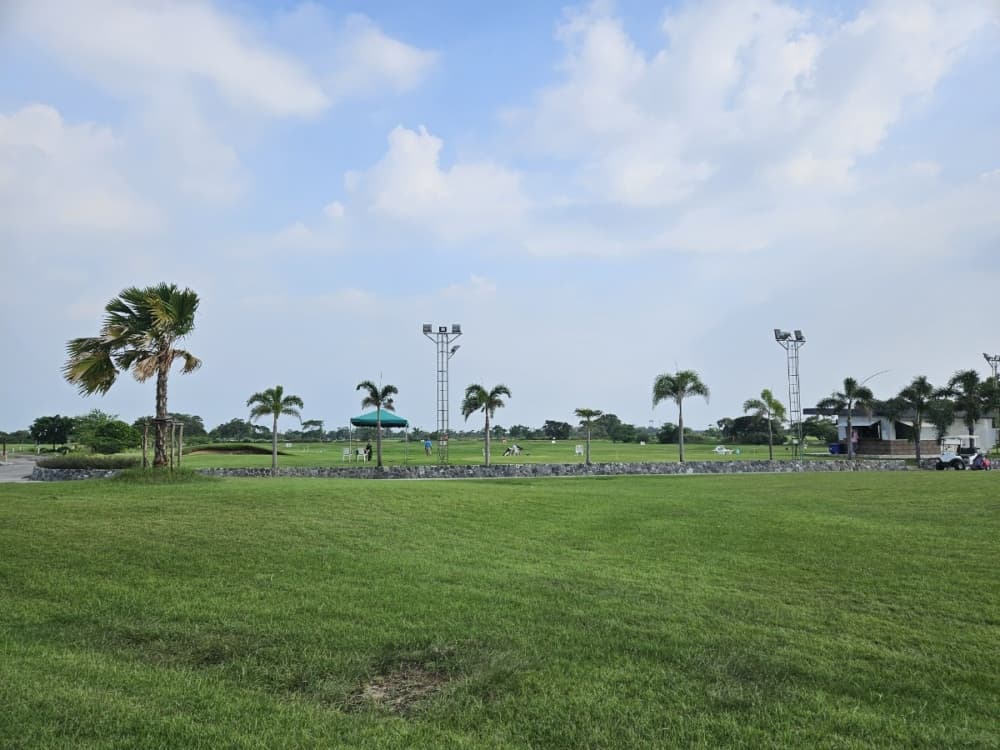 방푸 컨트리 클럽 4