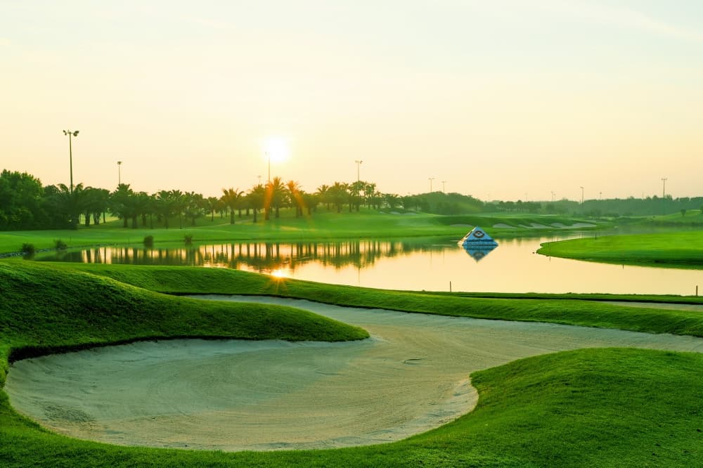 탄손낫 골프코스