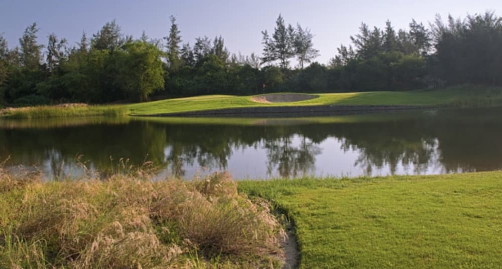 샌디 비치 논 누옥 리조트 골프팩 7