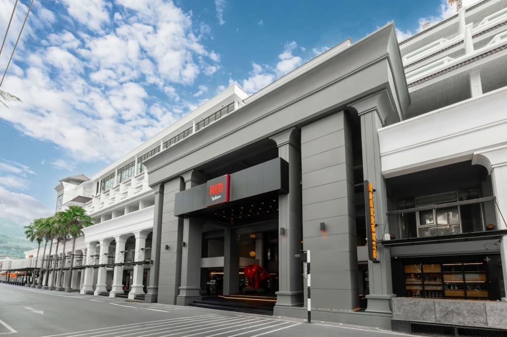 래디슨 레드 파통비치 리조트 푸켓 골프 2